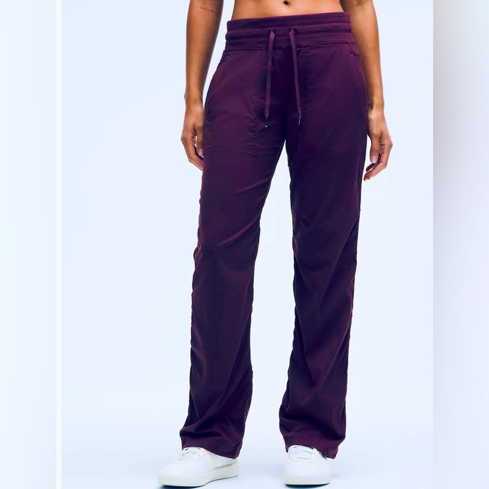 Lululemon Dance Studio Mid-Rise Pant dramatic magenta purple NWT Size 10 - Picture 2 of 6